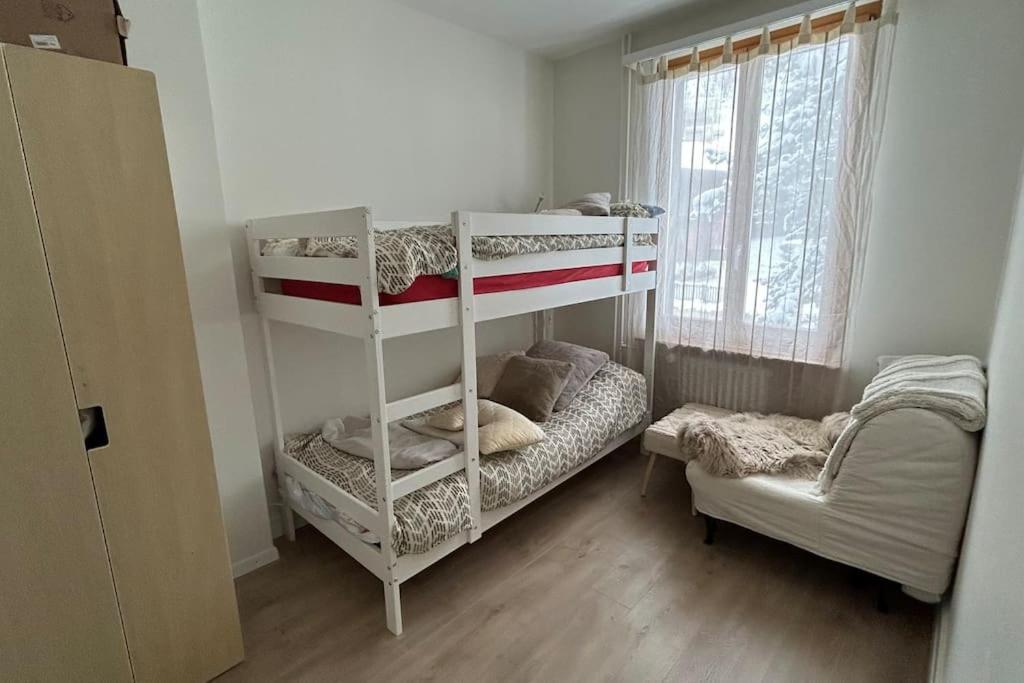 Appartement Lumineux Au Centre Du Village 레셍 외부 사진