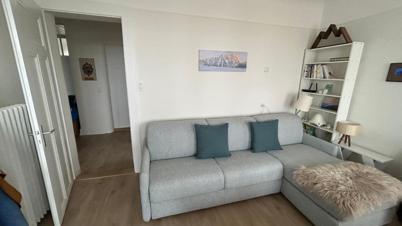 Appartement Lumineux Au Centre Du Village 레셍 외부 사진